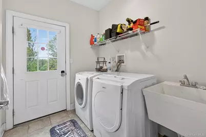31 Sunflower Circle, Wappingers Falls, NY 12590 - Photo 25