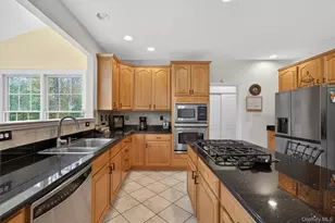 31 Sunflower Cir, Wappingers Falls, NY 12590 - Photo 21