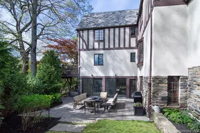 41 Summit Avenue, Bronxville, NY 10708 - Photo 27