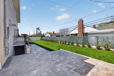 171 South Street, New Hyde Park, NY 11040 - Photo 31