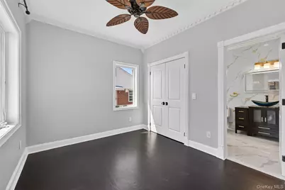 171 South Street, New Hyde Park, NY 11040 - Photo 15