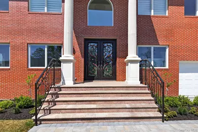 171 South Street, New Hyde Park, NY 11040 - Photo 5
