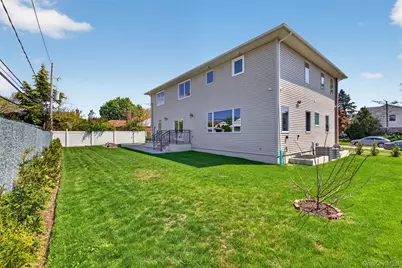 171 South Street, New Hyde Park, NY 11040 - Photo 33