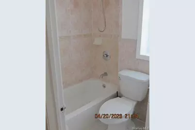 93 Woodview Road, West Hempstead, NY 11552 - Photo 23