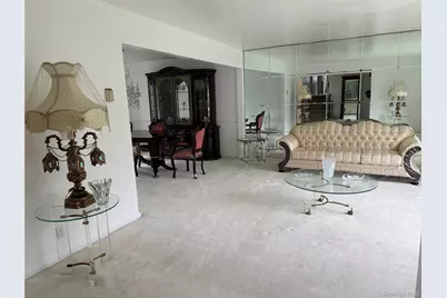 93 Woodview Road, West Hempstead, NY 11552 - Photo 25