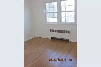 93 Woodview Road, West Hempstead, NY 11552 - Photo 19