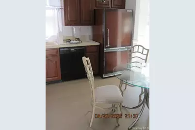 93 Woodview Road, West Hempstead, NY 11552 - Photo 13