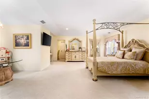 9 Framingham Ln, Shoreham, NY 11786 - Photo 25