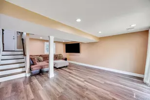 794 Sayville Ave, Bohemia, NY 11716 - Photo 27