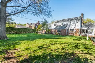 38 Prospect Ave, Garden City, NY 11530 - Photo 23