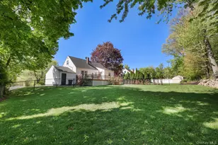 21 Arlene Ct, Pearl River, NY 10965 - Photo 15