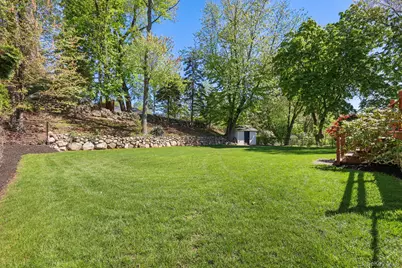 21 Arlene Court, Pearl River, NY 10965 - Photo 17