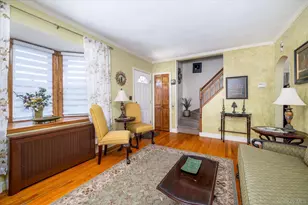 1027 Van Buren Ave, Franklin Square, NY 11010 - Photo 9