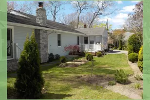 120 Mohawk Dr, Brightwaters, NY 11718 - Photo 5