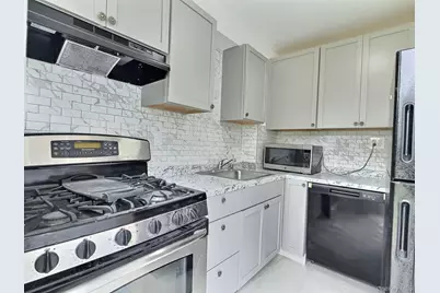 46 N Gilmore Boulevard, Wappingers Falls, NY 12590 - Photo 3