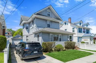 100 Spruce St, West Hempstead, NY 11552 - Photo 3