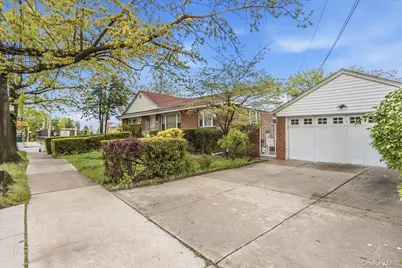 16804 Grand Central Parkway, Jamaica, NY 11432 - Photo 3