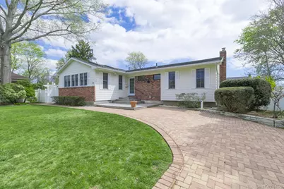 10 Fortune Court, Commack, NY 11725 - Photo 3