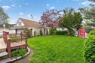 66 Aberdeen Rd, New Hyde Park, NY 11040 - Photo 31