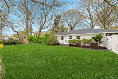 2 Arleen Avenue, Holbrook, NY 11741 - Photo 21