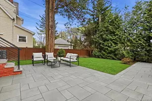 8 Bayberry Ave, Garden City, NY 11530 - Photo 27