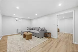 8 Bayberry Ave, Garden City, NY 11530 - Photo 21