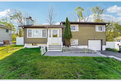 22 Oak Lane, Middletown, NY 10940 - Photo 1