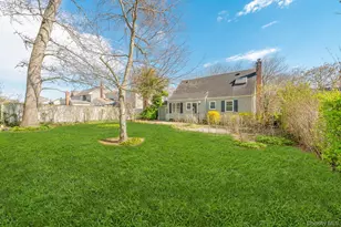 3769 New York Ave, Seaford, NY 11783 - Photo 5