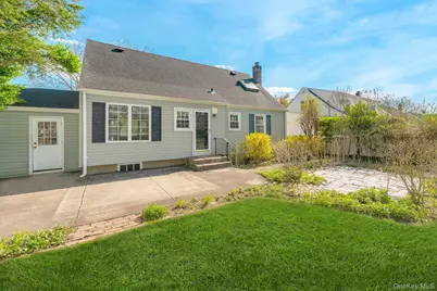 3769 New York Avenue, Seaford, NY 11783 - Photo 7