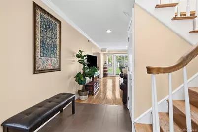 67 Manors Drive, Jericho, NY 11753 - Photo 5