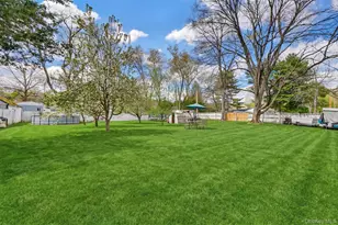 1379 Route 44, Pleasant Valley, NY 12569 - Photo 5