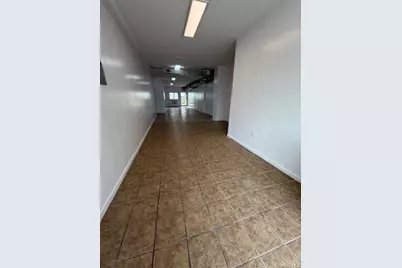 2320A Broadway, Astoria, NY 11106 - Photo 5