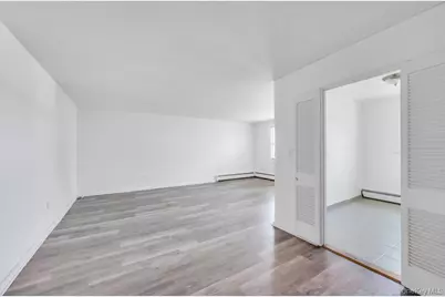 111 S Centre Avenue #2VV, Rockville Centre, NY 11570 - Photo 9