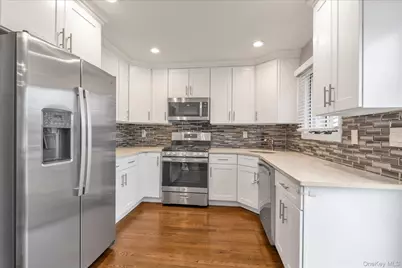 3604 Locust Avenue, Seaford, NY 11783 - Photo 7