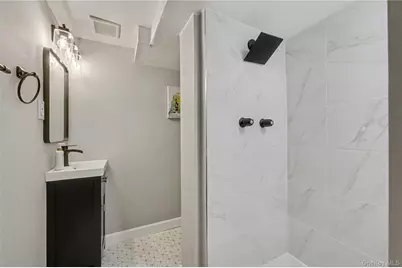 1298 Pulaski Road, East Northport, NY 11731 - Photo 33