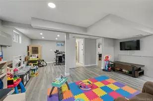 1298 Pulaski Rd, East Northport, NY 11731 - Photo 29