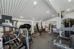 1298 Pulaski Rd, East Northport, NY 11731 - Photo 35