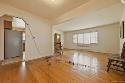25707 147th Avenue, Rosedale, NY 11422 - Photo 9