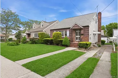 25707 147th Avenue, Rosedale, NY 11422 - Photo 3