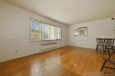 25707 147th Avenue, Rosedale, NY 11422 - Photo 5