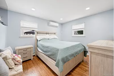 414 Myrtle Avenue, West Islip, NY 11795 - Photo 19