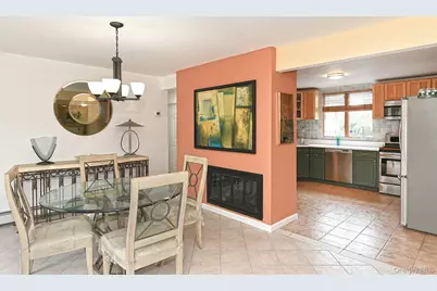 156 Farmedge Road, Levittown, NY 11756 - Photo 7