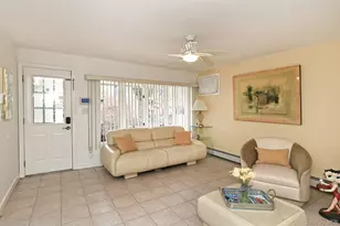 156 Farmedge Rd, Levittown, NY 11756 - Photo 3