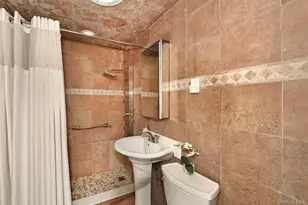 156 Farmedge Rd, Levittown, NY 11756 - Photo 13