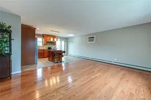 5 Taylor Dr, Farmingdale, NY 11735 - Photo 9