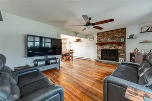 5 Taylor Dr, Farmingdale, NY 11735 - Photo 5