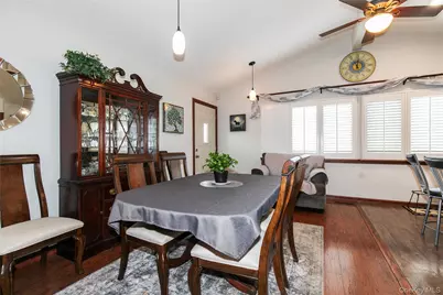 43 Pickwick Drive, Hicksville, NY 11801 - Photo 7