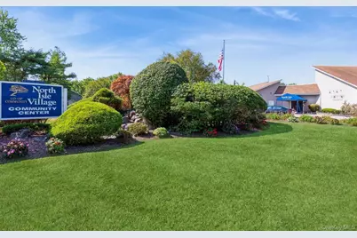 18 Navajo Court #18, Coram, NY 11727 - Photo 11