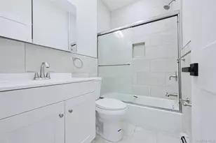 58-13 69th Pl, Maspeth, NY 11378 - Photo 11