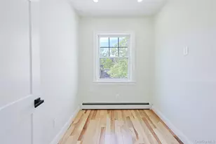 58-13 69th Pl, Maspeth, NY 11378 - Photo 29
